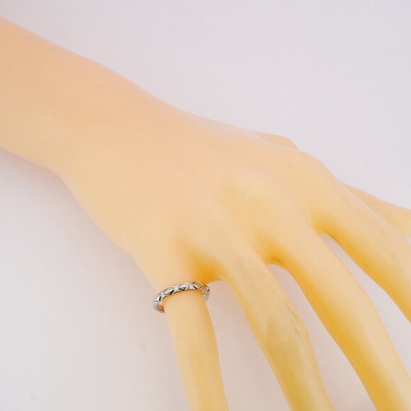 CHANEL Authentic Silver Diamond Ring #48
